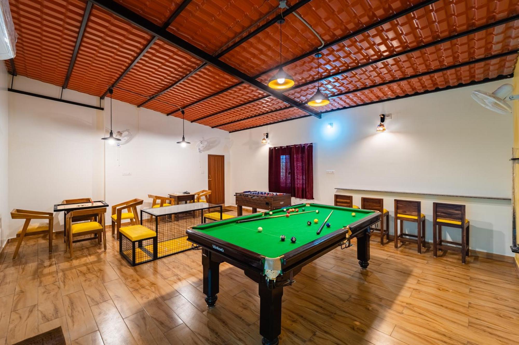 Teak Leaf Gateway Villa With Swimming Pool Indoor Games Kālapettai Εξωτερικό φωτογραφία